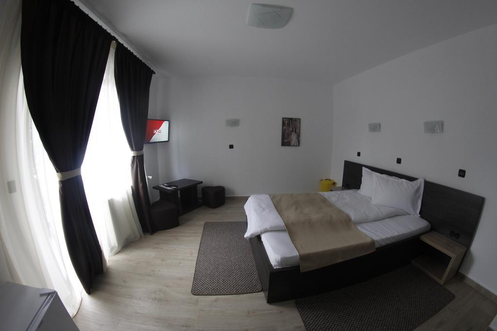Casa Laur Cu Plaja Privata Hotel Colibiţa Exterior foto
